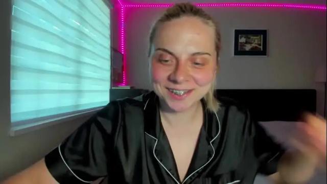 Image 11 of winter_miracle Stream on Chaturbate on 2 months ago