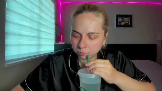 Image 12 of winter_miracle Stream on Chaturbate on 2 months ago