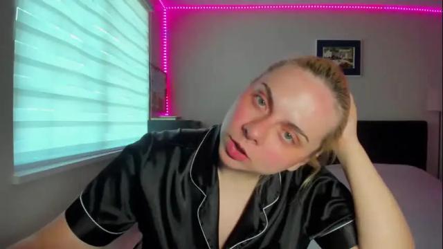 Image 6 of winter_miracle Stream on Chaturbate on 2 months ago