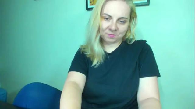 Image 10 of winter_miracle Stream on Chaturbate on 2 months ago