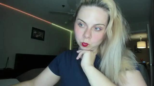 Image 2 of winter_miracle Stream on Chaturbate on 2 months ago