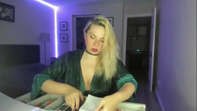 Image 2 of winter_miracle Stream on Chaturbate on 1 month ago