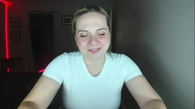 Image 4 of winter_miracle Stream on Chaturbate on 1 month ago