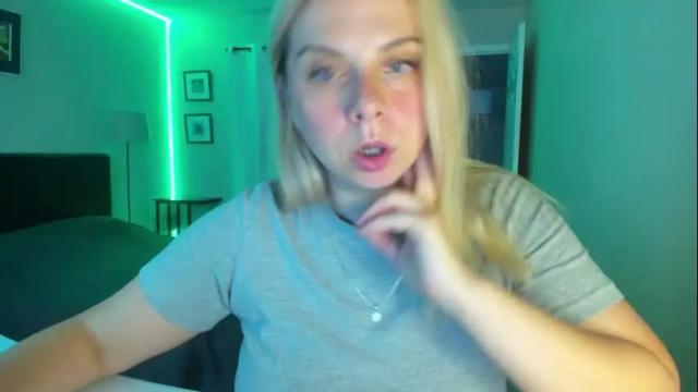 Image 6 of winter_miracle Stream on Chaturbate on 1 month ago