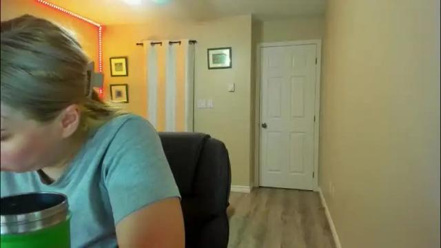 Image 6 of winter_miracle Stream on Chaturbate on 3 days ago