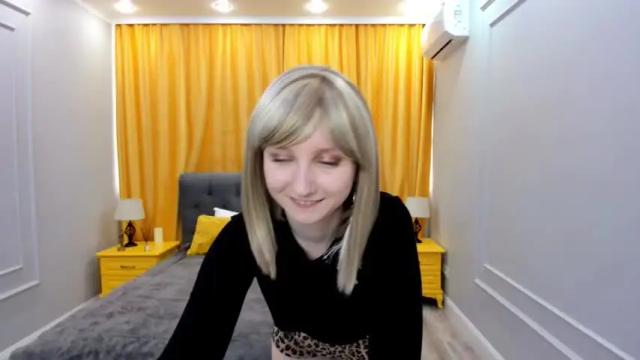 Image 6 of winterfairytale1 Stream on Chaturbate on 12 months ago