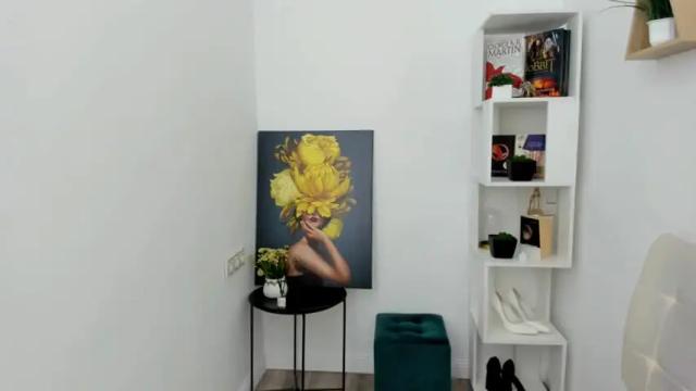 Image 7 of winterfairytale1 Stream on Chaturbate on 12 months ago