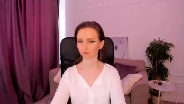 Image 12 of winterfairytale1 Stream on Chaturbate on 3 months ago