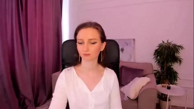 Image 7 of winterfairytale1 Stream on Chaturbate on 3 months ago