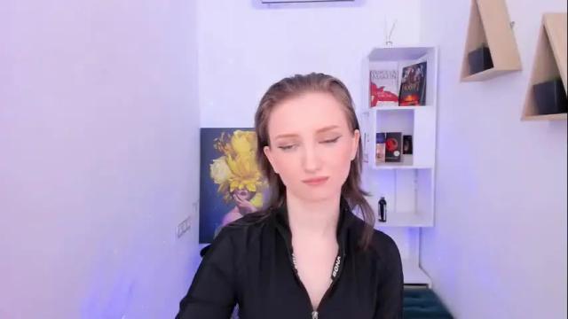 Image 11 of winterfairytale1 Stream on Chaturbate on 2 months ago