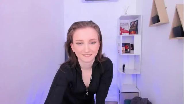 Image 4 of winterfairytale1 Stream on Chaturbate on 2 months ago