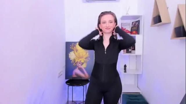 Image 8 of winterfairytale1 Stream on Chaturbate on 2 months ago
