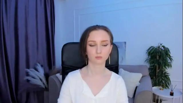 Image 12 of winterfairytale1 Stream on Chaturbate on 2 months ago