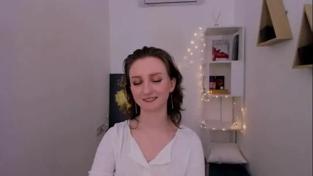Image 12 of winterfairytale1 Stream on Chaturbate on 2 months ago