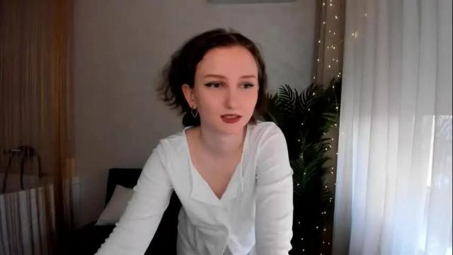 Image 4 of winterfairytale1 Stream on Chaturbate on 1 month ago