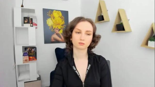 Image 12 of winterfairytale1 Stream on Chaturbate on 1 month ago