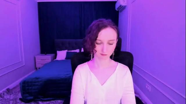 Image 11 of winterfairytale1 Stream on Chaturbate on 24 days ago