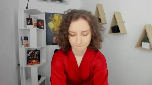 Image 10 of winterfairytale1 Stream on Chaturbate on 17 days ago