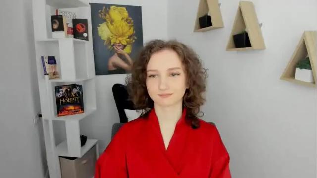 Image 6 of winterfairytale1 Stream on Chaturbate on 17 days ago