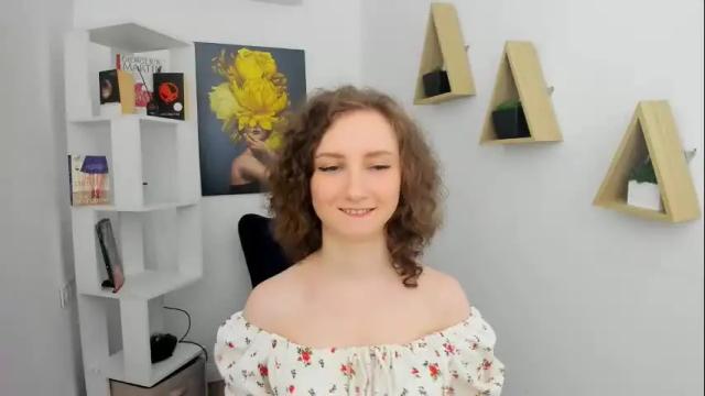 Image 12 of winterfairytale1 Stream on Chaturbate on 8 days ago