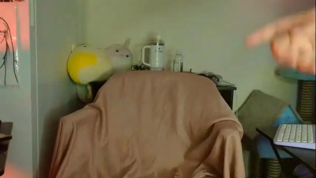 Image 2 of winterplum121 Stream on Chaturbate on 1 month ago
