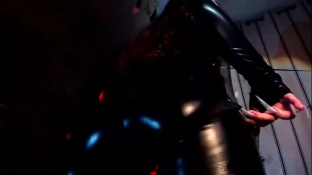 Image 12 of witch_fiona Stream on Chaturbate on 29 days ago