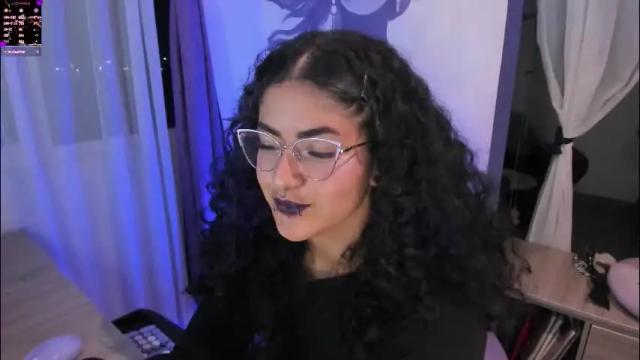 Image 10 of witchofhearts Stream on Chaturbate on 1 month ago