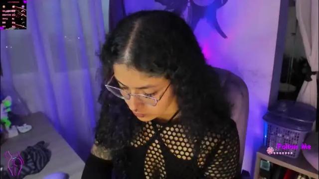 Image 6 of witchofhearts Stream on Chaturbate on 1 month ago