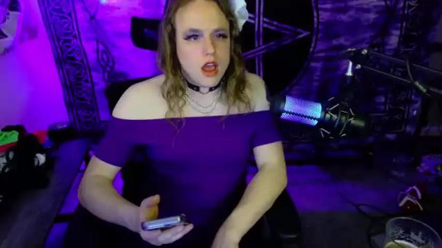 Image 8 of witchynbitchy Stream on Chaturbate on 15 months ago