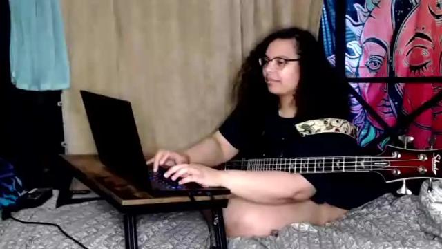 Image 3 of witchyways69 Stream on Chaturbate on 15 months ago