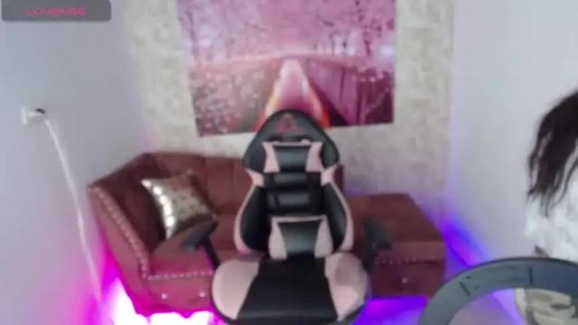 Image 2 of withneyx_m Stream on Chaturbate on 15 months ago