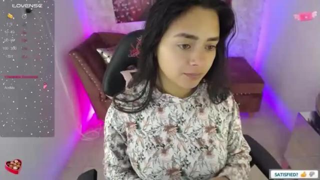 Image 6 of withneyx_m Stream on Chaturbate on 14 months ago