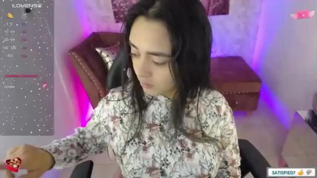 Image 8 of withneyx_m Stream on Chaturbate on 14 months ago