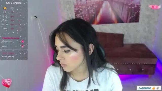 Image 11 of withneyx_m Stream on Chaturbate on 14 months ago