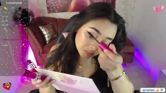 Image 10 of withneyx_m Stream on Chaturbate on 21 months ago