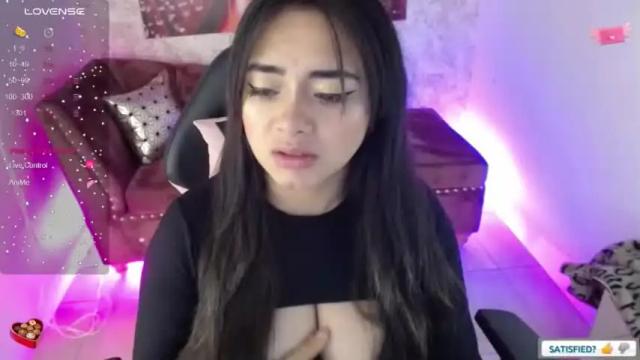 Image 7 of withneyx_m Stream on Chaturbate on 14 months ago