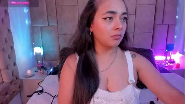 Image 10 of withneyxx Stream on Chaturbate on 1 month ago