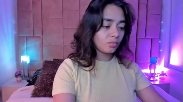 Image 4 of withneyxx Stream on Chaturbate on 13 days ago