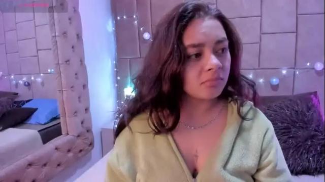 Image 3 of withneyxx Stream on Chaturbate on 23 days ago