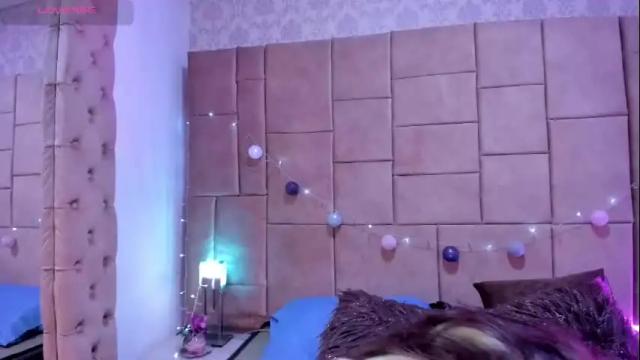Image 4 of withneyxx Stream on Chaturbate on 23 days ago