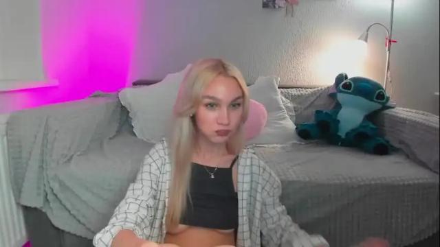 Image 11 of wladilia Stream on Chaturbate on 1 month ago