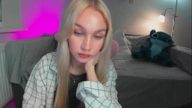 Image 3 of wladilia Stream on Chaturbate on 1 month ago