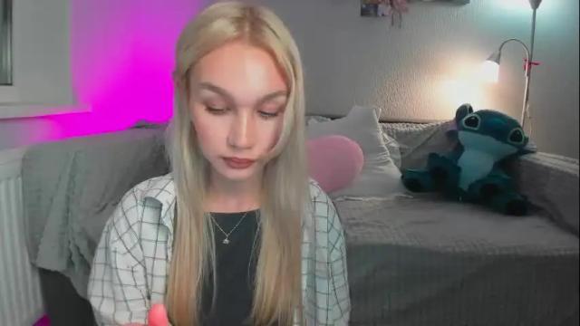 Image 4 of wladilia Stream on Chaturbate on 1 month ago