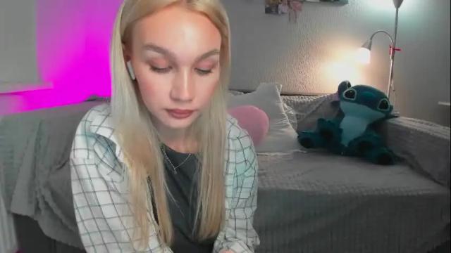 Image 6 of wladilia Stream on Chaturbate on 1 month ago
