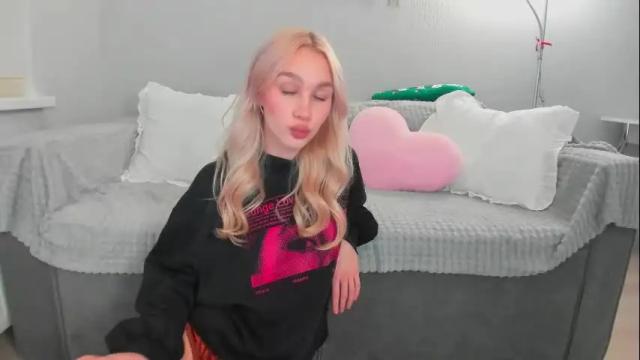 Image 6 of wladilia Stream on Chaturbate on 1 month ago