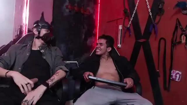 Image 2 of wolf_king1121 Stream on Chaturbate on 22 months ago