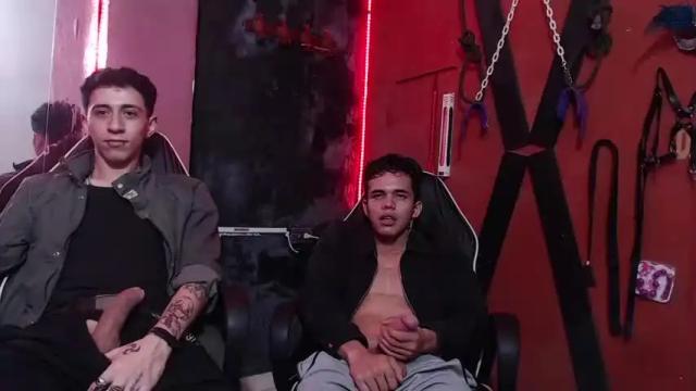 Image 7 of wolf_king1121 Stream on Chaturbate on 22 months ago