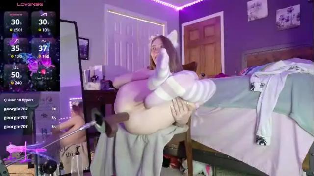 Image 8 of wolf_princess Stream on Chaturbate on 2 months ago