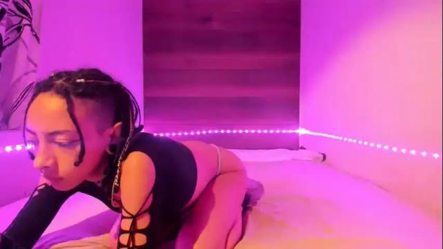 Image 11 of wolfandurwen Stream on Chaturbate on 15 months ago
