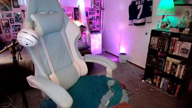 Image 11 of wolfie_777 Stream on Chaturbate on 3 days ago
